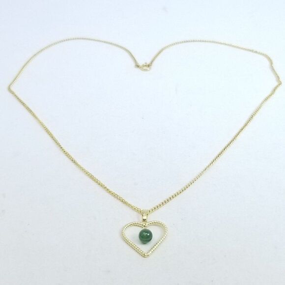 Vintage Little Gold Tone Heart Pendant Necklace with Green Bead Drop, Estate - Picture 7 of 7